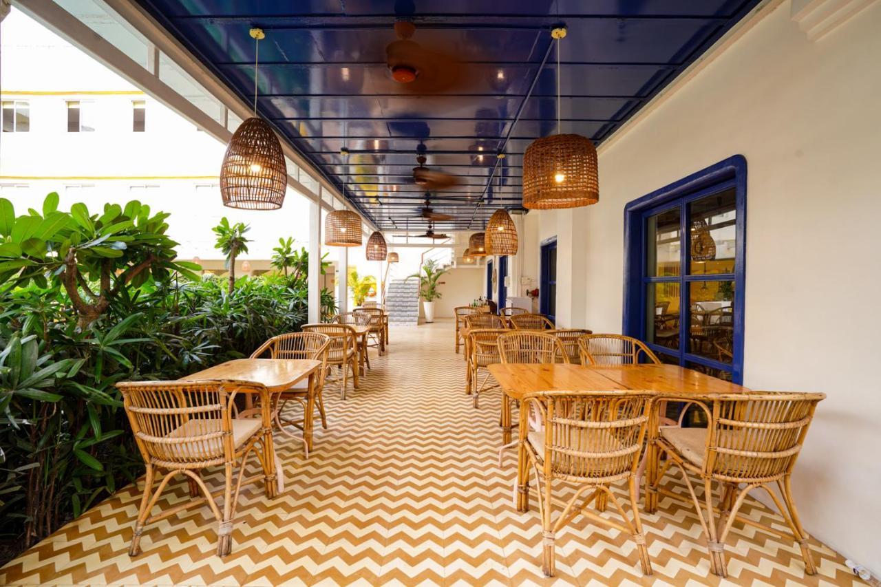 Bloomsuites L Calangute Bagian luar foto