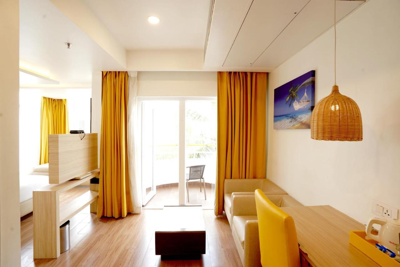 Bloomsuites L Calangute Bagian luar foto