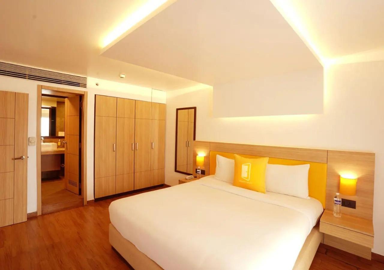Bloomsuites L Calangute Bagian luar foto