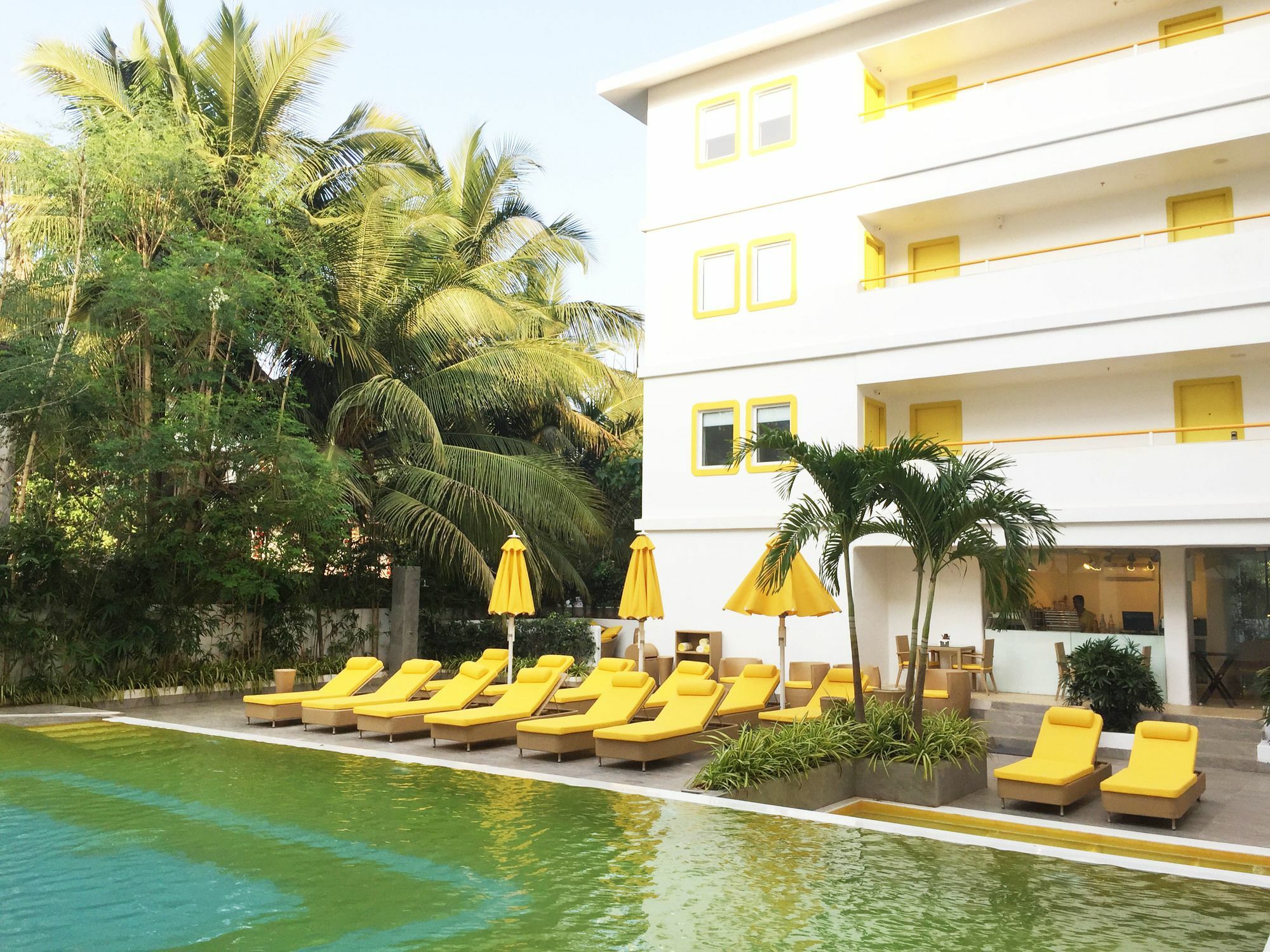 Bloomsuites L Calangute Bagian luar foto